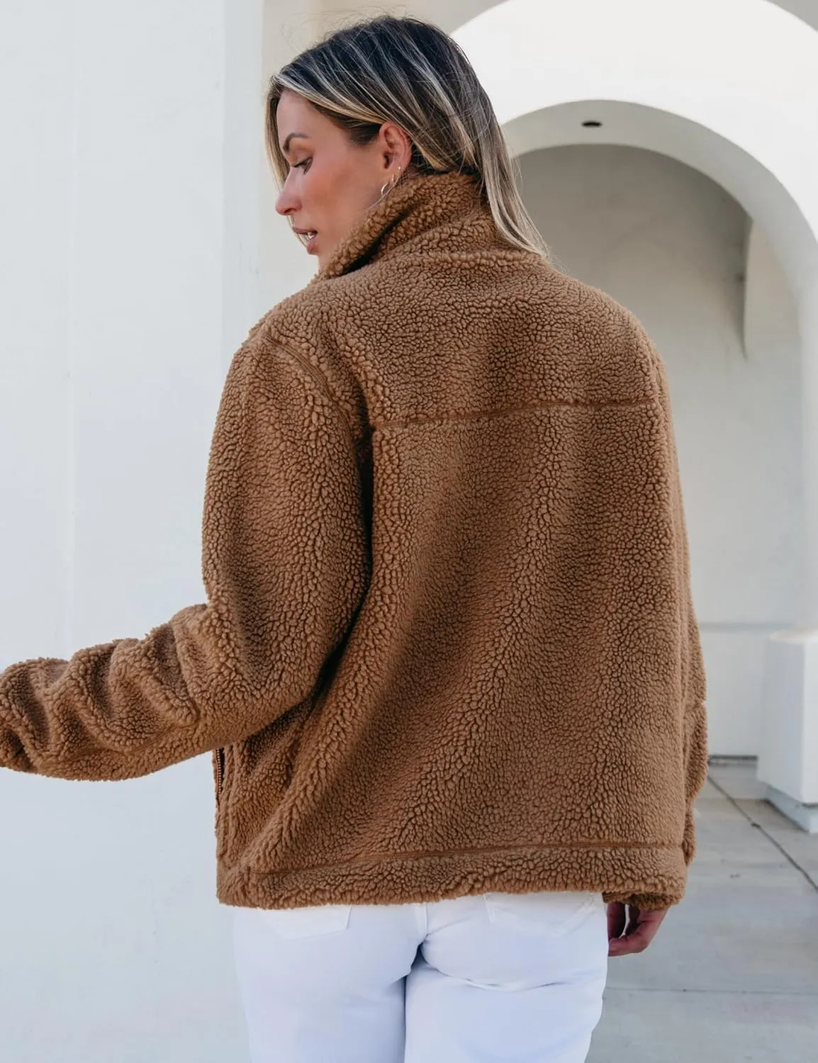 luvamia Sherpa Jackets for Women Trendy Zip Up Long Sleeve Winter Fall Casual Warm Fleece Coat Jackets with Pockets